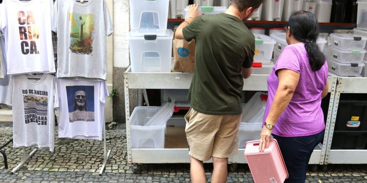 Confiança do empresário sobe 0,8 ponto em setembro, diz FGV