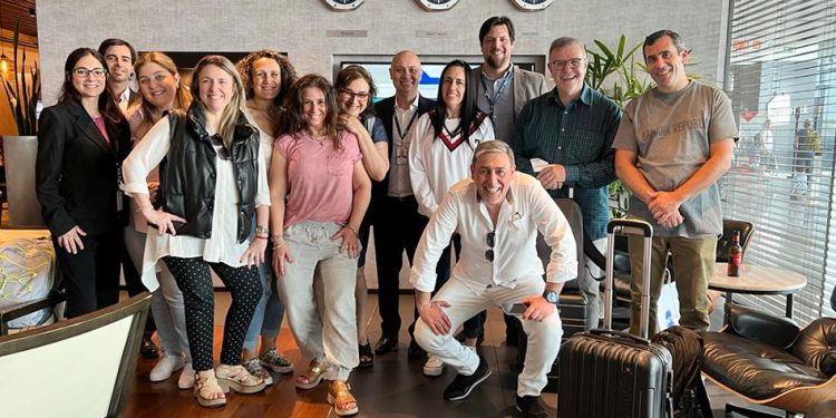 Visit Iguassu recebe Famtour promocional de novo voo da Azul
