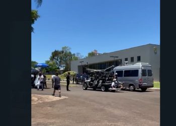 Netflix grava cenas de série na PF em Foz do Iguaçu