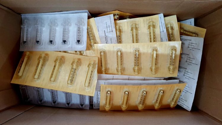 Receita Federal apreende R$40 mil em mercadorias irregulares no centro de distribuição dos Correios