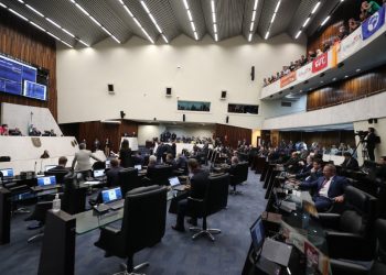 Assembleia aprova venda de ações da Copel; Projeto segue para sanção