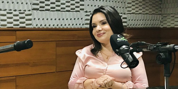 Prefeita Karla Galende convida moradores da região para o “Encanto de Natal”