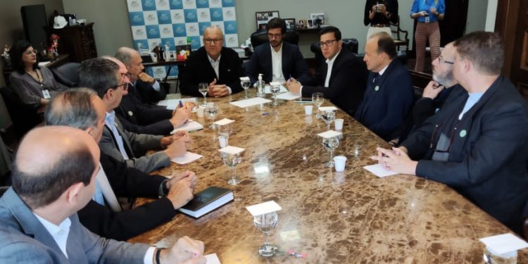 Frente Parlamentar defende suspensão da licitação dos pedágios