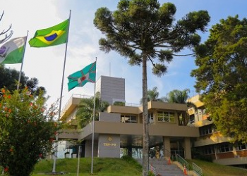 Presidente do TRE emite nota que repudia manifestações nas estradas
