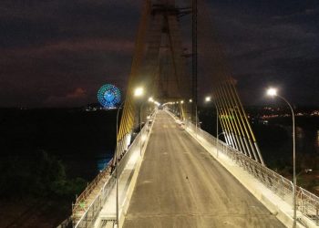 Ponte da Integração inicia testes de iluminação