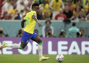 Brasil tenta manter escrita diante da Croácia para chegar à semifinal