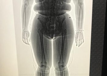 PF prende paraguaia com 2,180 kg de cocaína no Aeroporto de Foz do Iguaçu