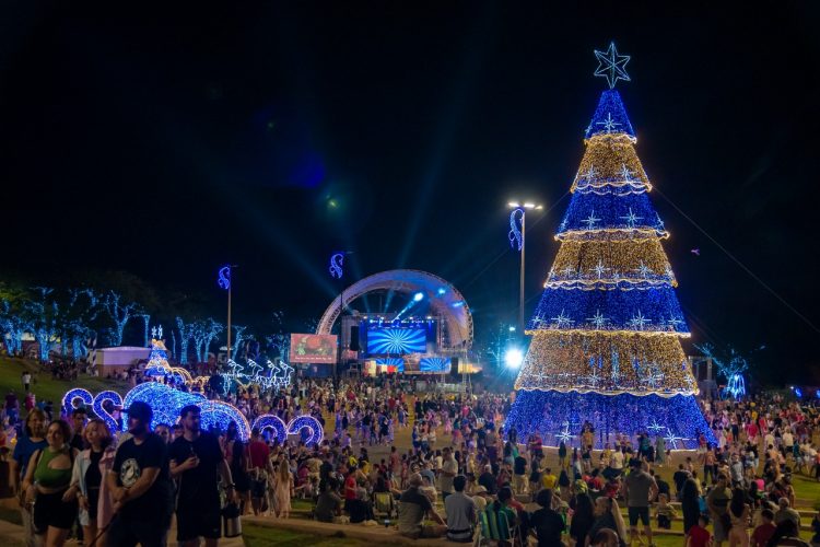 Abertura do Natal no Gramadão consagra Foz como um destino das festas de fim de ano