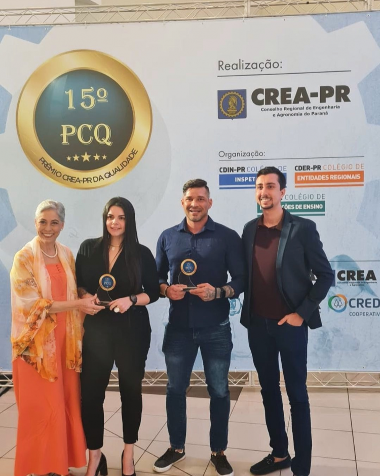 AEFI recebe prêmios pelos projetos e desempenho em Foz do Iguaçu.