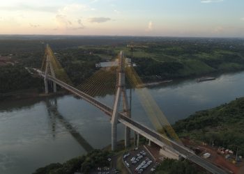 Adiada inauguração da Ponte da Integração