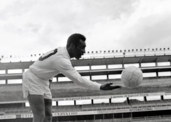 Pelé, atleta do século, morre em São Paulo aos 82 anos
