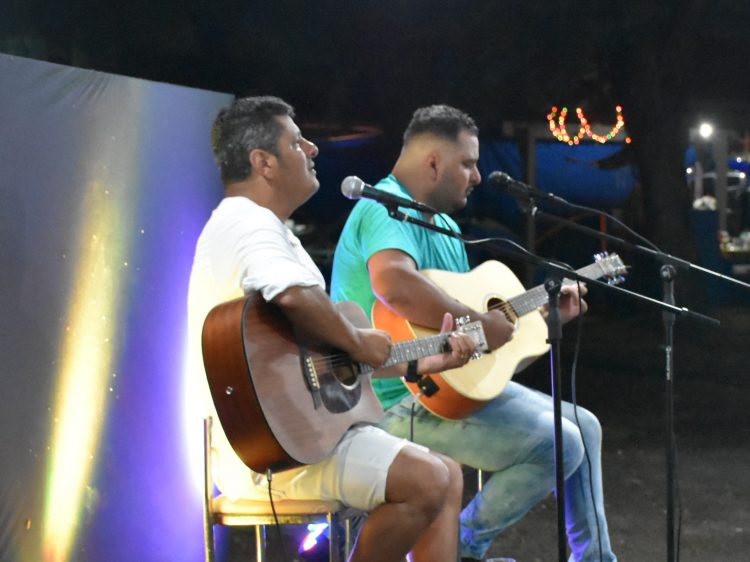 Réveillon 2023 encanta e emociona os milhares que escolheram o Balneário Ipiranga para a virada do ano