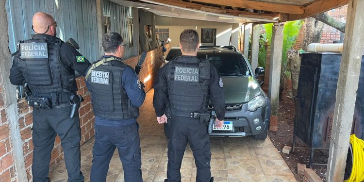 Receita Federal e Polícia Federal deflagram operação de combate ao contrabando