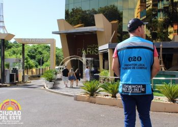 Prefeitura de Cidade do Leste credencia promotores de turismo para oferecer serviços aos visitantes