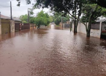Obras explica motivo dos alagamentos em Foz do Iguaçu