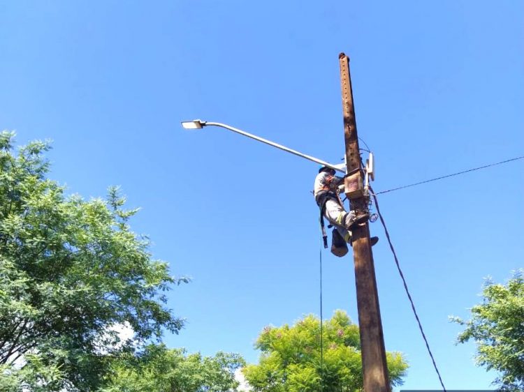 Governo Municipal inicia substituição das lâmpadas da iluminação pública por LED
