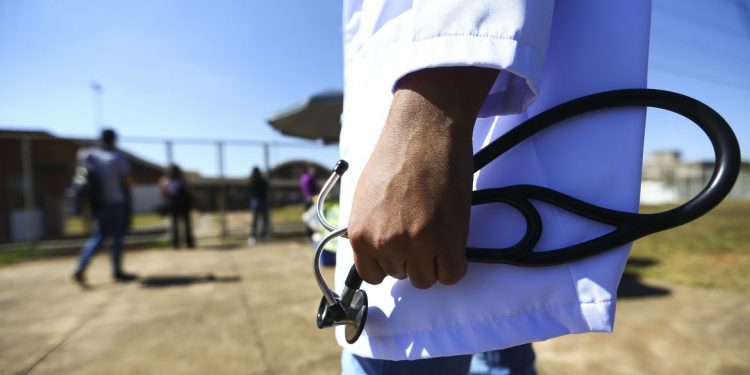 Inep publica edital para a primeira etapa do Revalida 2023