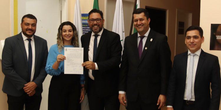 Vereador João Morales assume a presidência da Câmara de Foz para o biênio 2023-2024