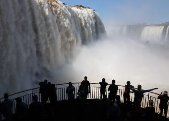 Novos atrativos em Foz devem aumentar a permanência de turistas na fronteira