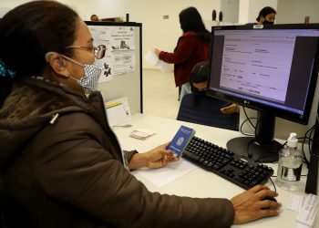 Ano novo com carteira assinada: Paraná tem 6,5 mil vagas abertas nas Agências do Trabalhador