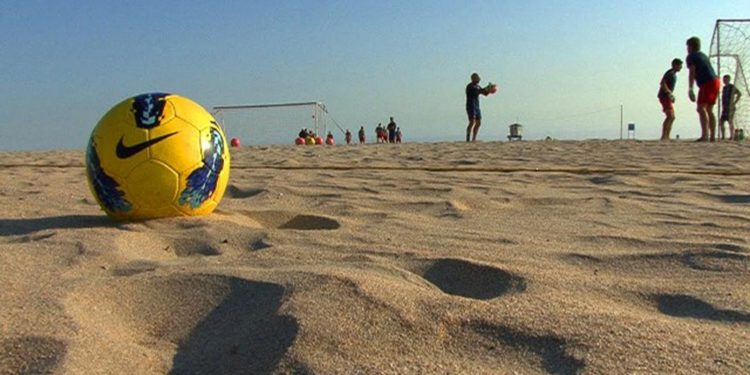 Prainha de Três Lagoas receberá disputas finais do futebol de areia neste domingo