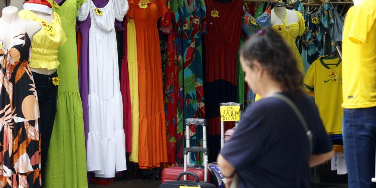 Junta Comercial aponta saldo de 147 mil empresas abertas no Paraná em 2022