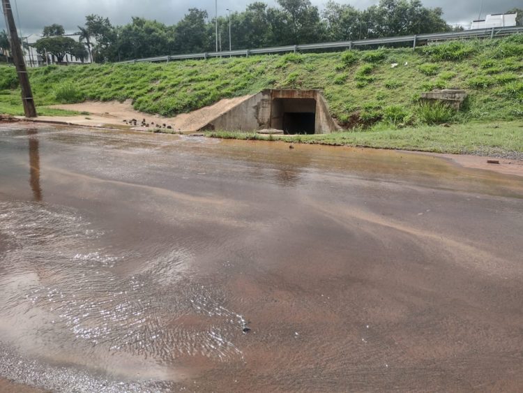 Obras explica motivo dos alagamentos em Foz do Iguaçu