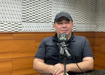 “Precisamos atuar, com urgência”, diz o prefeito em exercício, Francisco Sampaio, no combate à dengue