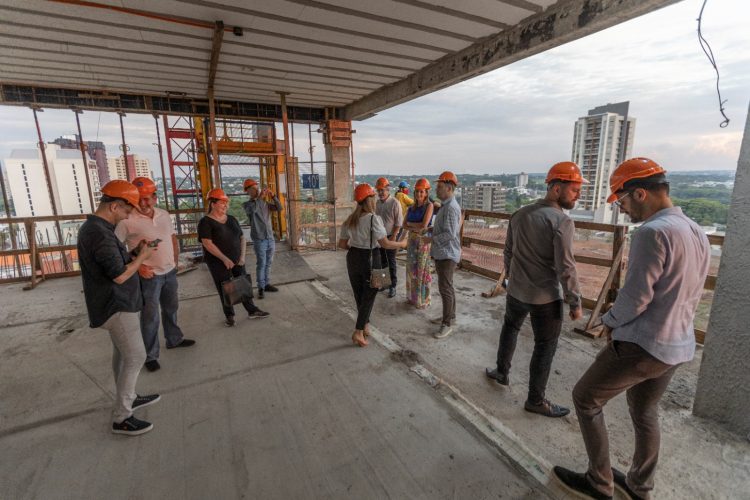 DAY Medical Center realiza primeiro café para a imprensa de Foz