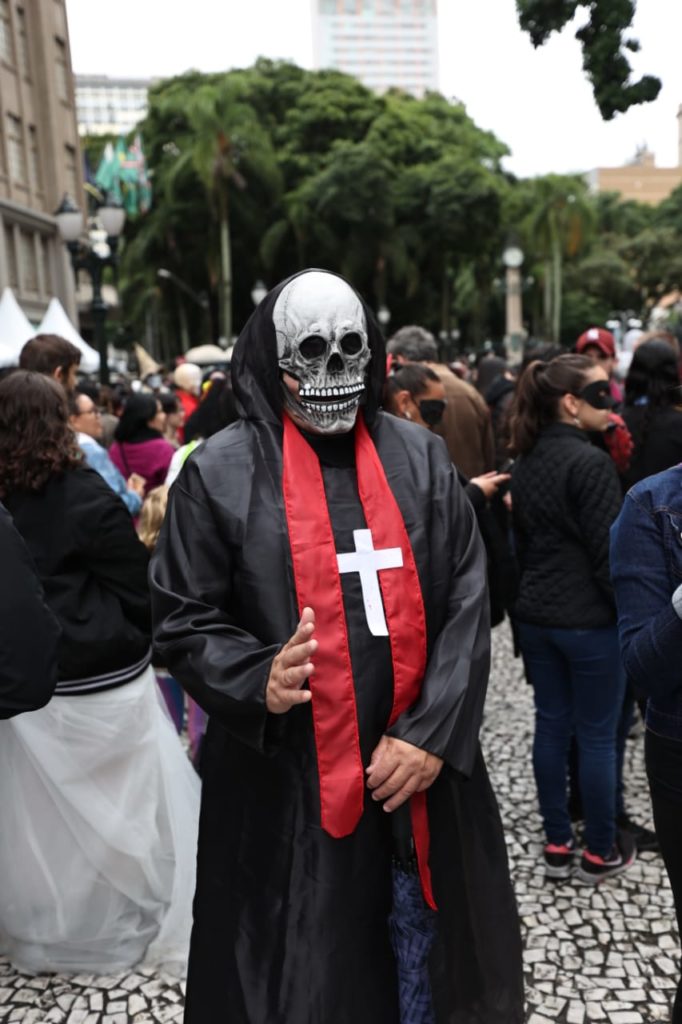 Carnaval de Curitiba teve “Marcha Zumbi”