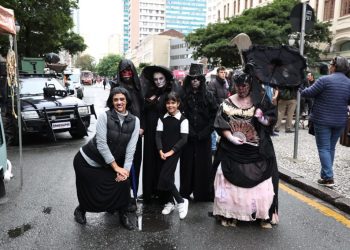 Carnaval de Curitiba teve “Marcha Zumbi”