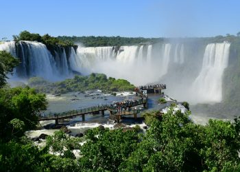 Feriadão de carnaval atrai 33 mil pessoas para o Parque Nacional do Iguaçu