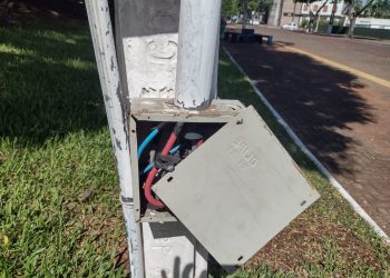 Furto de fios de cobre deixa a Praça da Paz às escuras em Foz