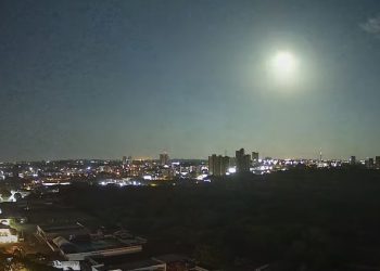 Meteoro também foi visto no céu de Foz do Iguaçu