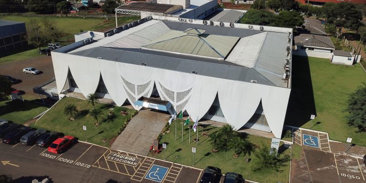 Vestibular da Unioeste acontece neste domingo