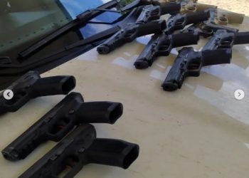Casal que veio passar “lua de mel” em Foz é preso com pistolas em Lavrinhas (SP)