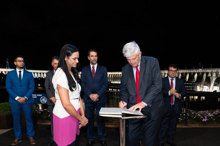 Novos diretores da Itaipu destacam compromisso com responsabilidade social e ambiental