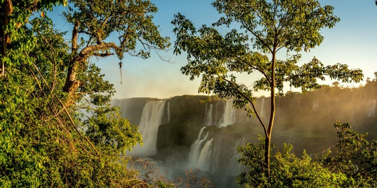 Parque Nacional do Iguaçu recebeu 119 mil pessoas em março