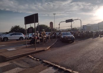 Receita Federal de olho nas motos que cruzam a Ponte da Amizade diariamente