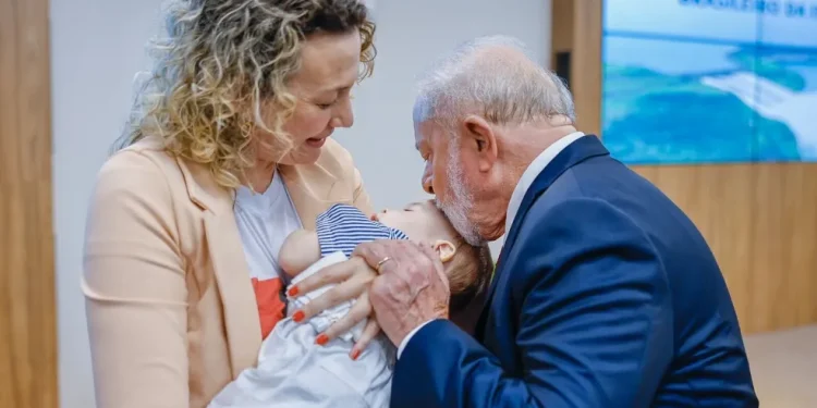 Família de Marcelo Arruda é recebida por Lula