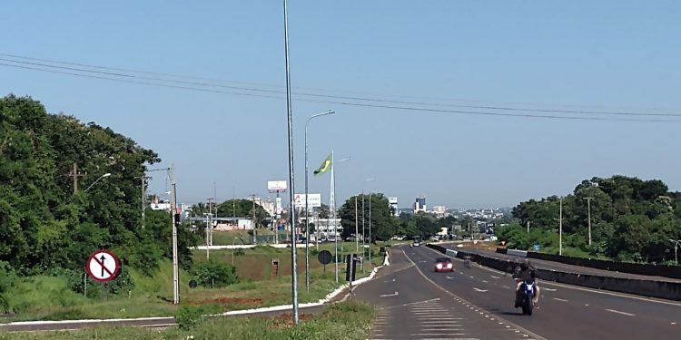 Trechos urbanos da BR 277 vão ganhar iluminação