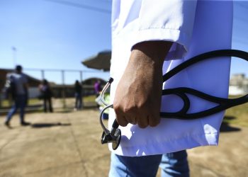 Governo relança programa Mais Médicos