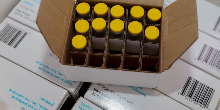 Vacinação contra a Mpox deve começar na próxima semana no Paraná