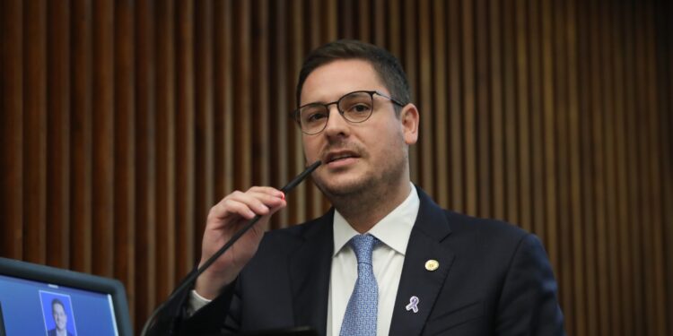 Dia do Guia de Turismo: Matheus Vermelho destaca a importância de apoiar a categoria