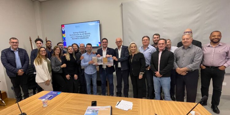 Nos 100 dias de mandato, Deputado Estadual Matheus Vermelho garante 500 mil para a Avenida Brasil