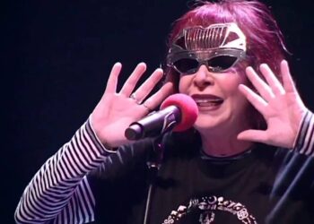 Show de Rita Lee em Foz do Iguaçu quase não aconteceu após roubo de guitarras