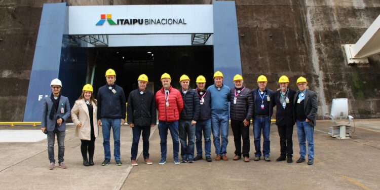 Sicoob Três Fronteiras recebe diretores da Sancor, maior grupo de seguros da América Latina