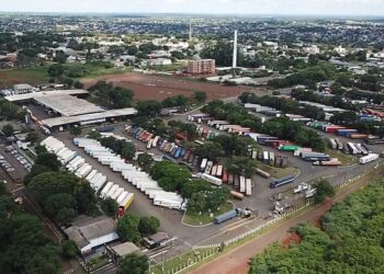 Saiba quais são as áreas indicadas pelas duas empresas que concorrem para construir o Porto Seco em Foz