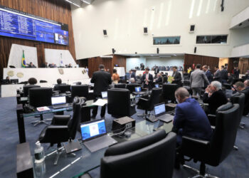 Deputados aprovam funcionamento de Cooperativas-Escolas nos colégios agrícolas do Paraná