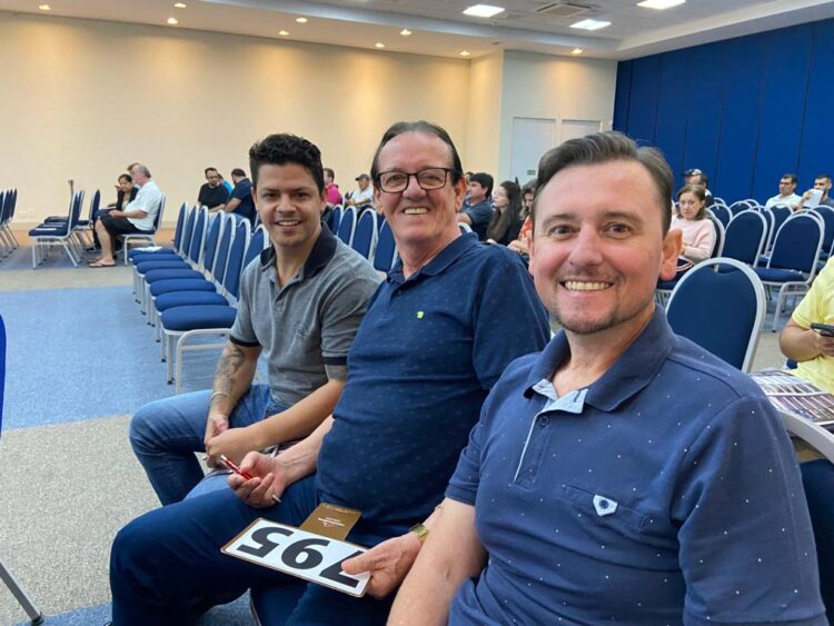 Leilão de imóveis da Itaipu rende 18,9 milhões que serão investidos em casas populares